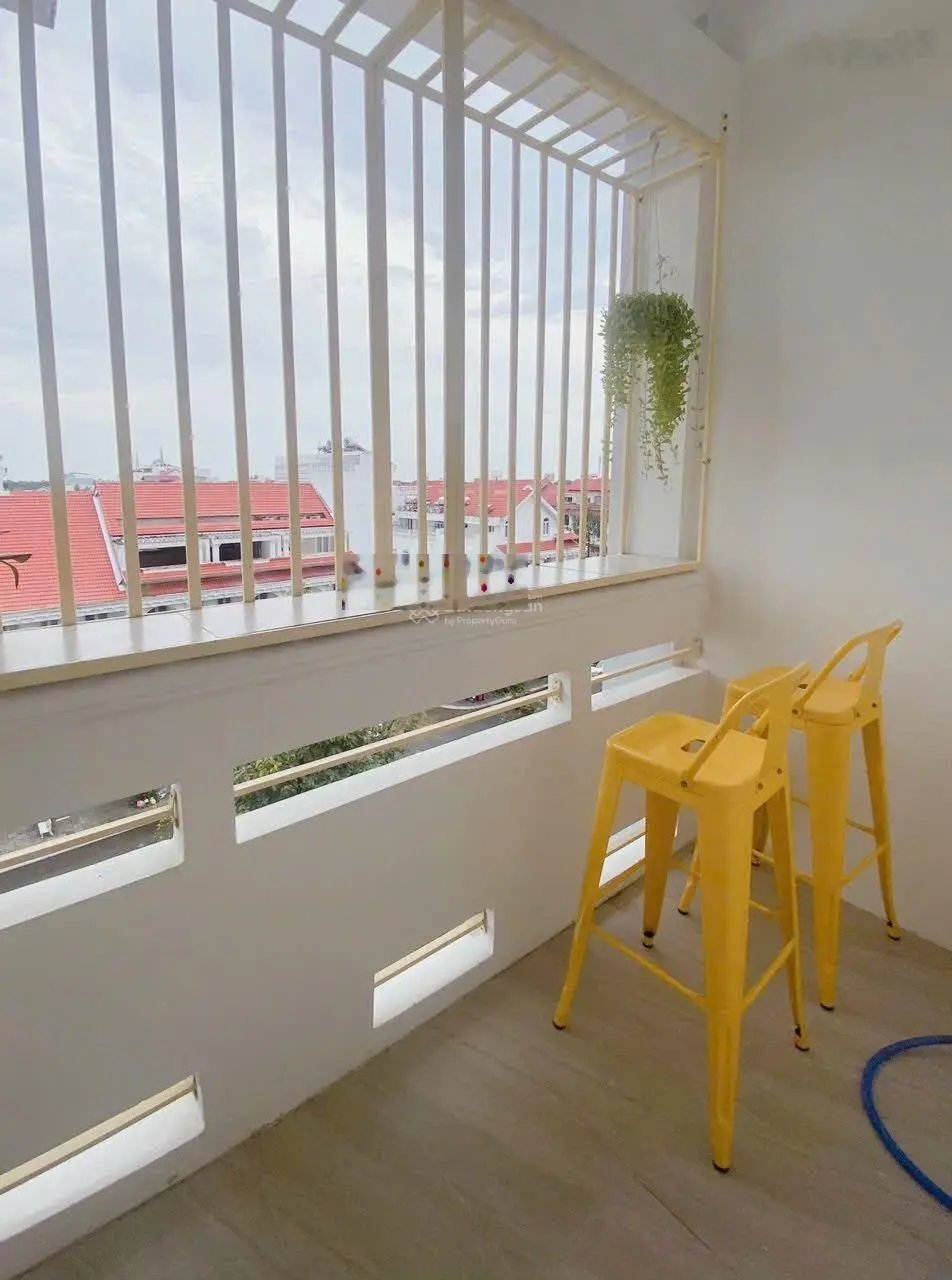 Bán căn hộ đầy đủ nội thất cao cấp 2 phòng ngủ chung cư Hưng Phú lô B