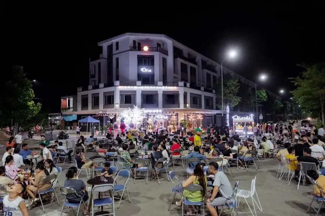 Cần bán lô đất DA Phú Mỹ vị trí quá đẹp, gần ngay đầu cổng, đối lưng shophouse, bên hông đường hoa