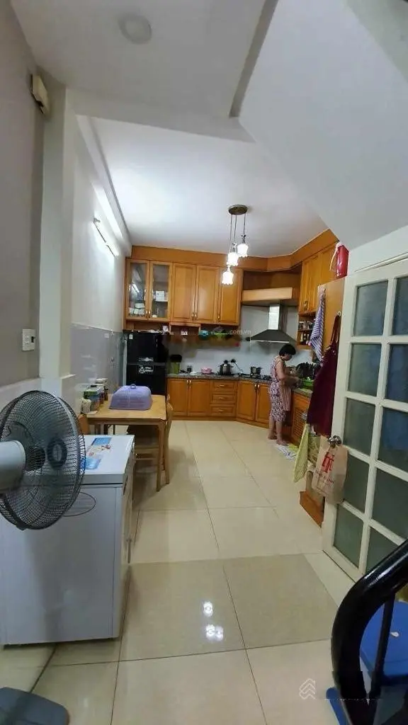 Bán NR 60m2, 11,5 tỷ, 4PN, 5WC tại Bà Lê Chân, Tân Định, Q1, HCM, giá tốt, view đẹp