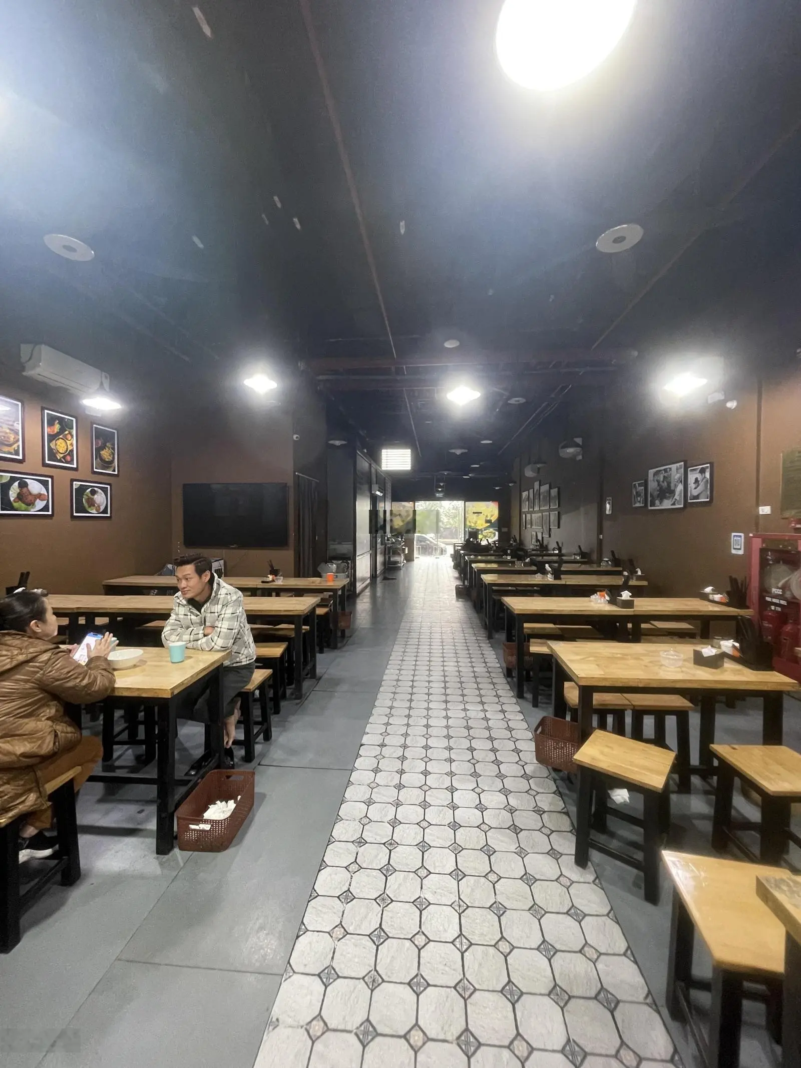 Chính chủ cần bán shophouse tòa S6, vinhomes symphony, 153m, mt 8m. 2 mặt tiền trước sau. Giá 30 tỷ