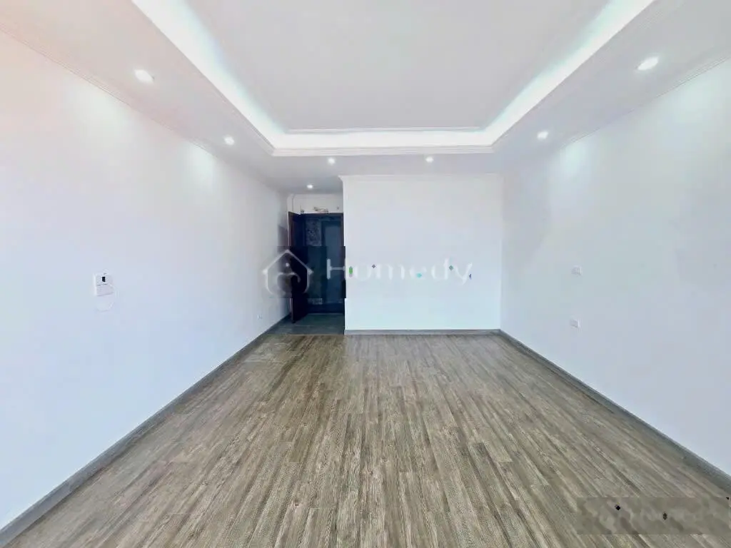 Chính chủ cần bán gấp nhà VIP Cầu Giấy-7 tầng Gara Otô - Thang máy -Lh 0966711386
