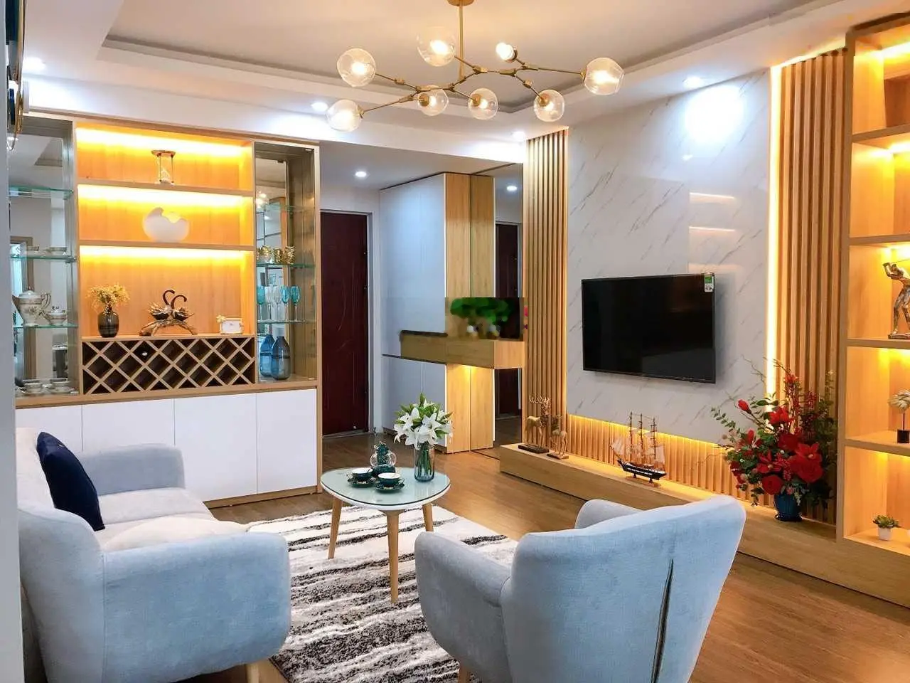 Bán căn hộ 2PN 72m2 đã có full đồ (Đầu tư cho thuê có khách ký dài hạn luôn)