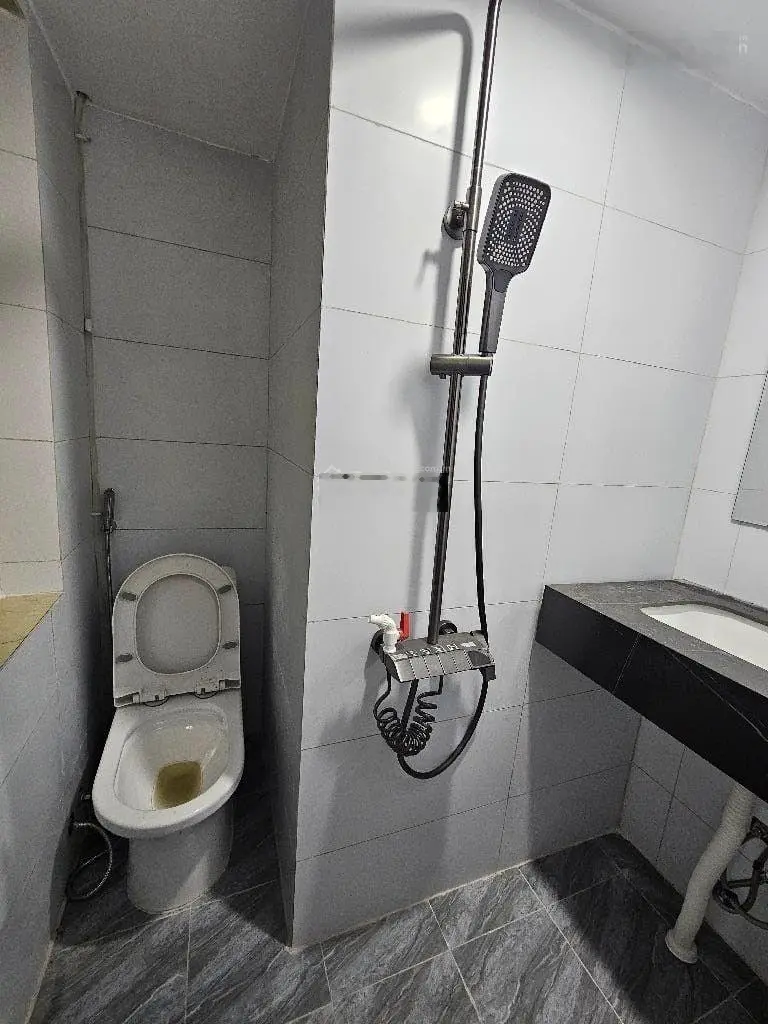 Bán Nhà Hồng Mai Đầu Bạch Mai_ÔTô Đỗ Cổng_Vài Bước Ra Phố_39m2 / 3Tầng_ Hơn 5 Tỷ