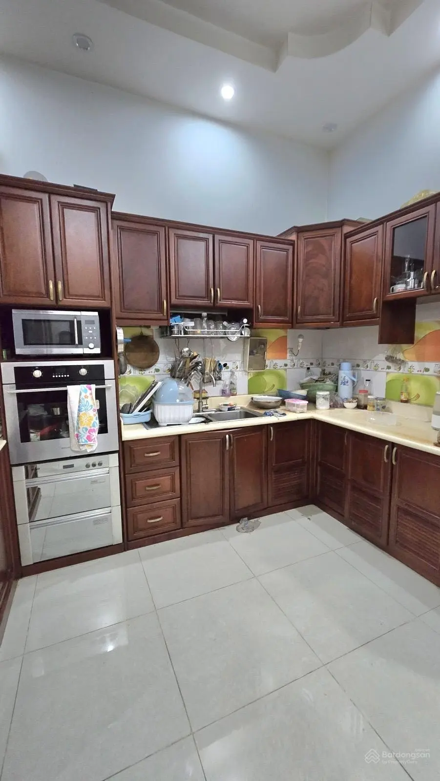 Nhà bán mặt tiền đường số 14 hiệp bình chánh gần gigamall thủ đức 3tầng,7pn dt: 10 x 25