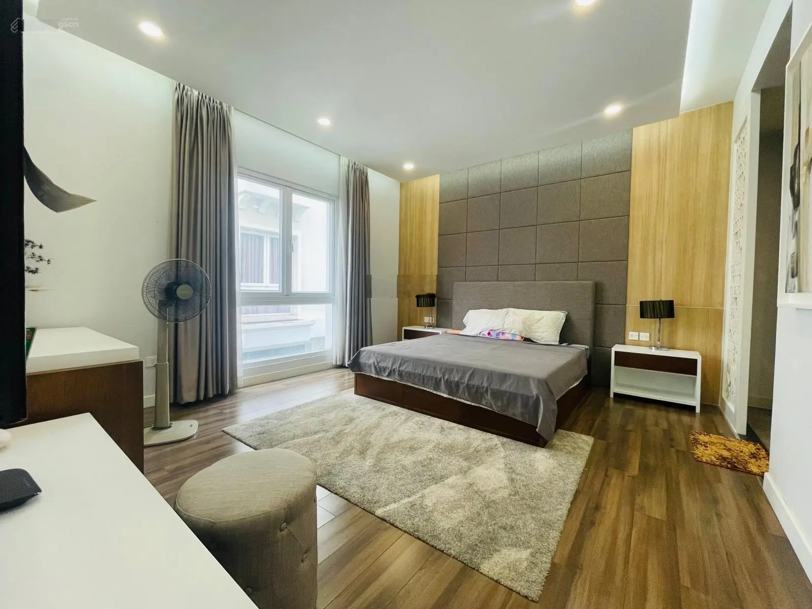 Bán biệt thự full nội thất mặt tiền 20m khu vip The Venica - Khang Điền