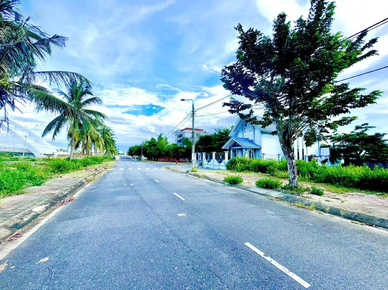 Đất nền biệt thự view sông Cổ Cò KĐT Green City, hướng Đông nhìn qua sân Golf. Giá chỉ 24tr/m2