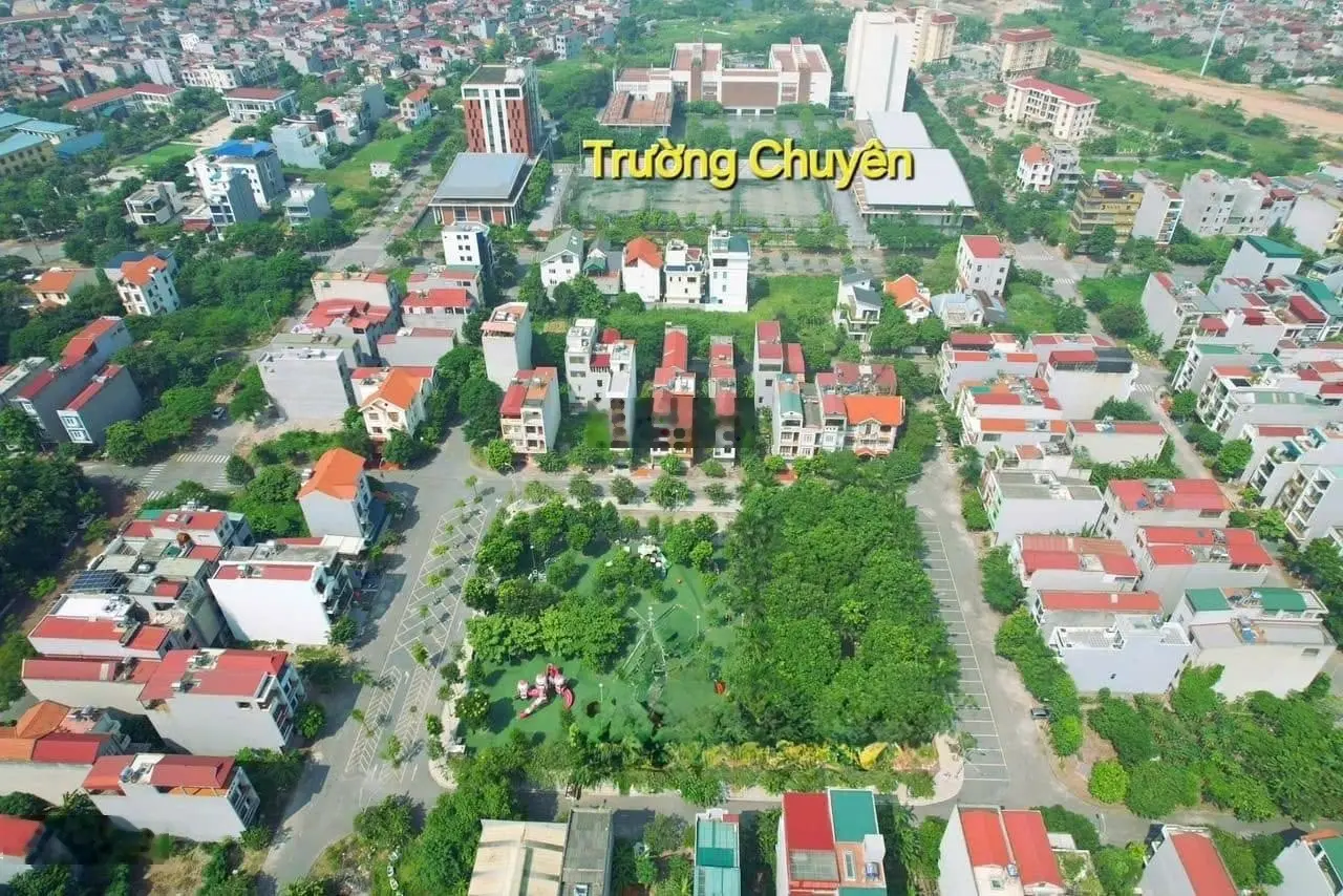 Cần bán lô đất nhìn vườn hoa khu vui chơi trượt cỏ Yna, Kinh Bắc, tp BN. Giá chỉ nhỉnh 7 tỷ