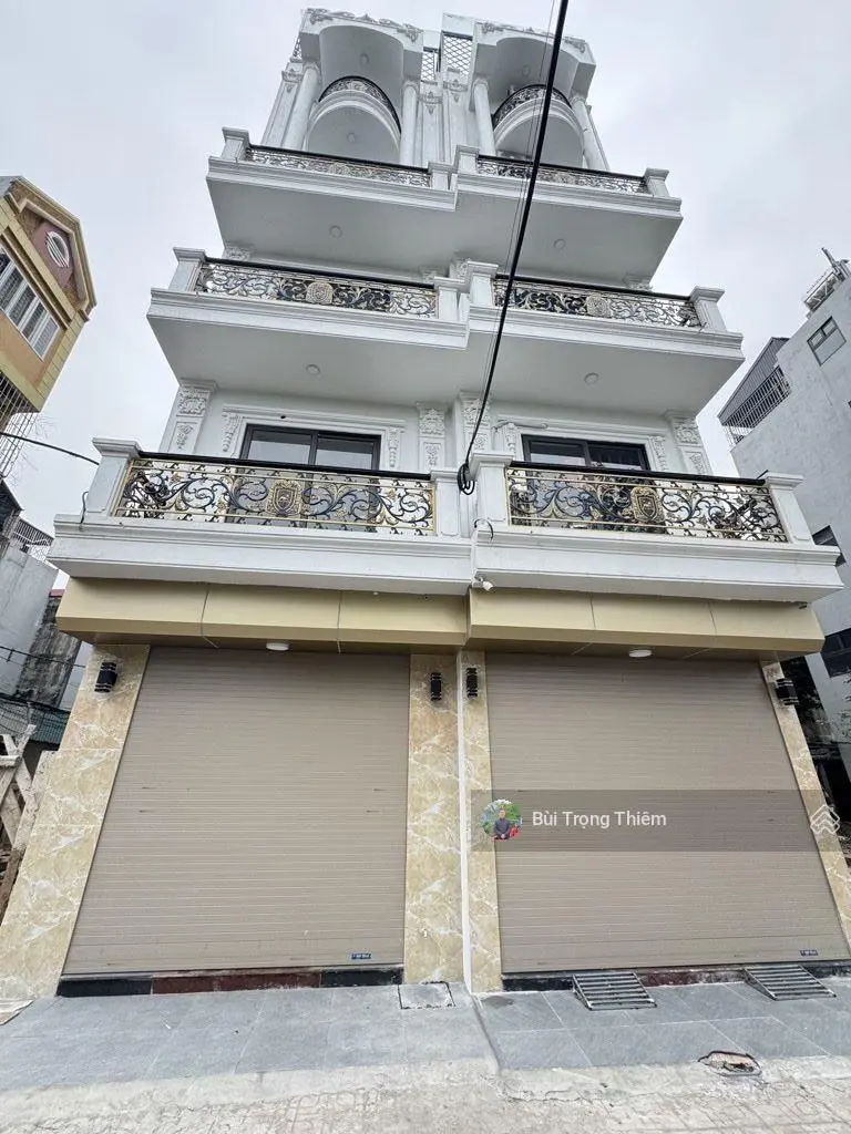 Bán nhà mới đẹp 6 tầng thang máy gara ô tô ở Bát Khối, Long Biên mặt ngõ ô tô tránh giá hạt dẻ