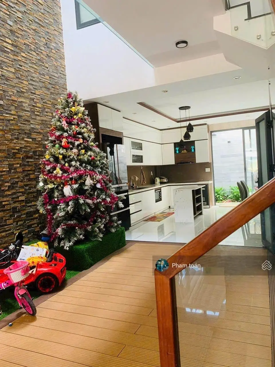 Bán nhà 3 tầng nam hoà xuân mặt tiền đường đẹp gần sông, sát minh mạng, 3pn, 3wc