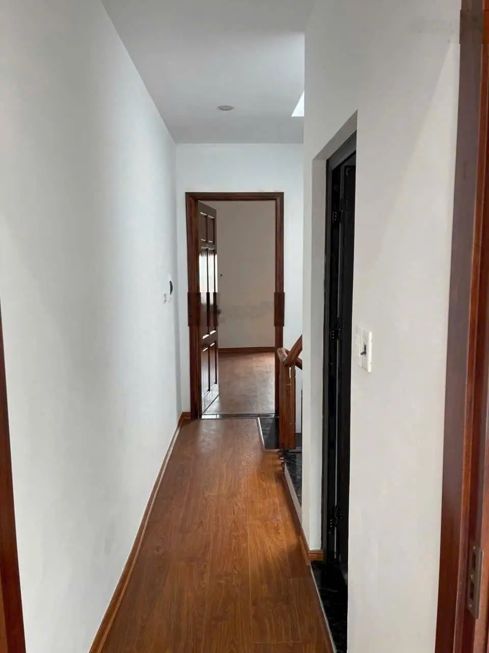 Bán nhà xây mới Phú Diễn Nguyễn Đạo An, tầng 2 phòng ngủ, gần ô tô, giá: Nhỉnh 5 tỷ,