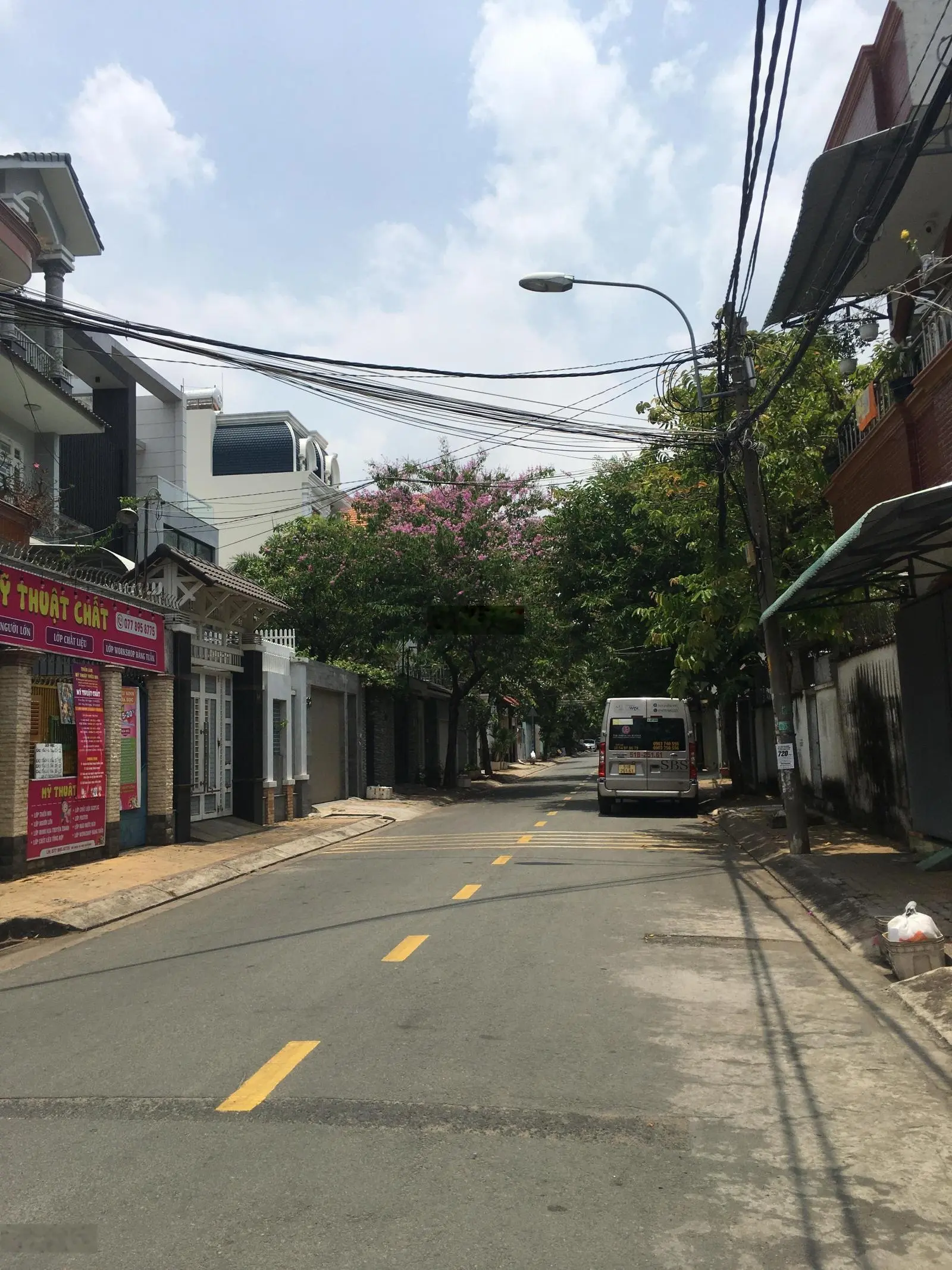 Không có căn thứ 2 trục Lê Văn Việt, 2tầng 50m2 mặt tiền đường 12m, cạnh ngã tư Thủ Đức, ga Metro
