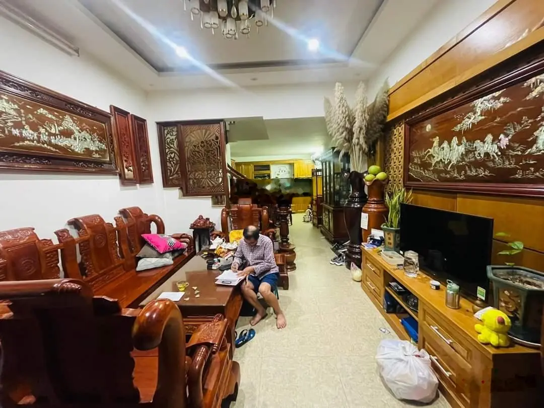 Bán nhà đẹp đường Giải Phóng Hoàng Mai, chỉ hơn 6 tỷ