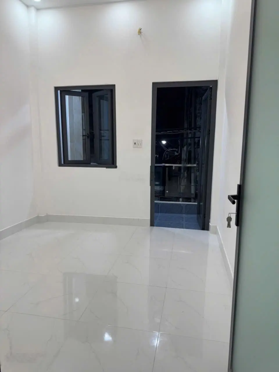 Bán nhà đẹp ở ngay 45m2, 2 tầng đường Trần Văn Quang Quận Tân Bình giá chỉ hơn 4 tỷ