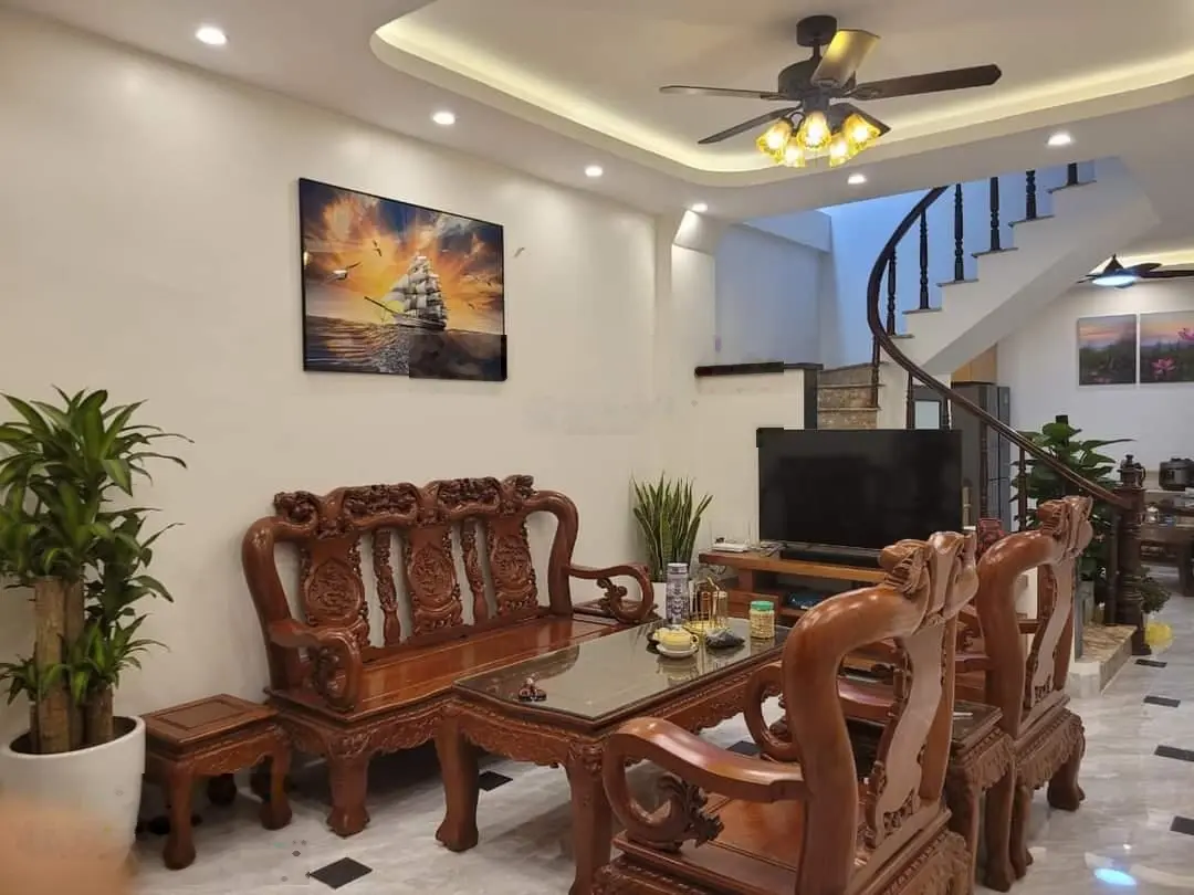 Bán nhà Tây mỗ DT 45m2 4 tầng 3.3 tỷ