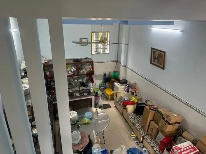 Ô tô đỗ cổng - ngay đại học gtvt quận 12 - 56m2, 3 tầng, nhà đẹp ở