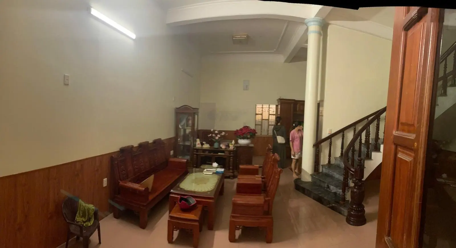 Bán nhà 2 tầng trung tâm thị trấn Đông Hưng