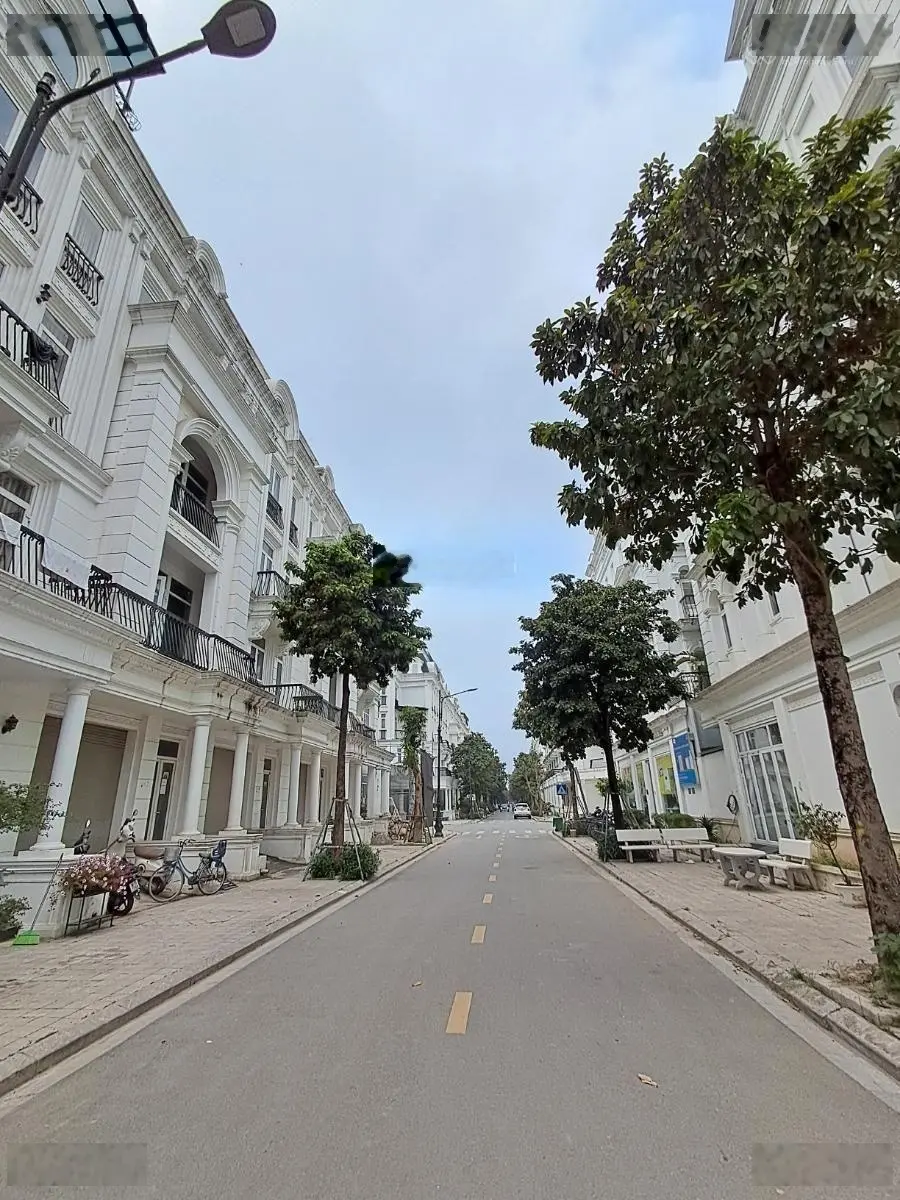 Louis City Đại Mỗ Nam Từ Liêm gần Lê Quang Đạo 96m2 x 5 tầng, mt 6 m giá 30 tỷ KD, làm VP