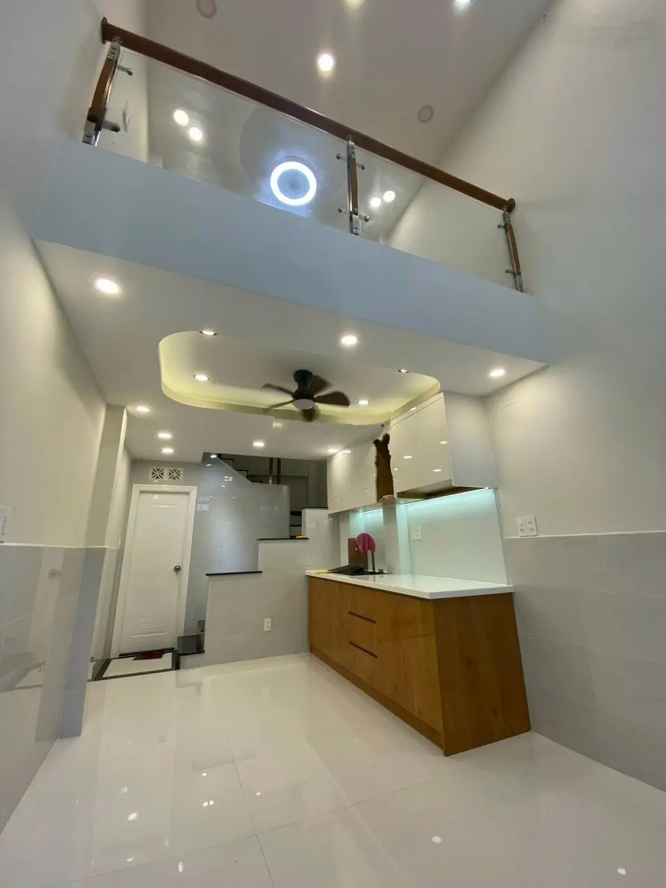 Nhà xây mới tại Bạch Vân, 22,7m2, 3PN, 3WC, 1,9 tỷ hẻm 5m chốt ngay cuối năm sang năm giá khác