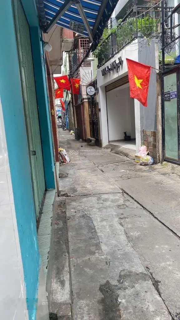 * Sát mặt tiền * 7 x 16m, CMT8, Quận 3