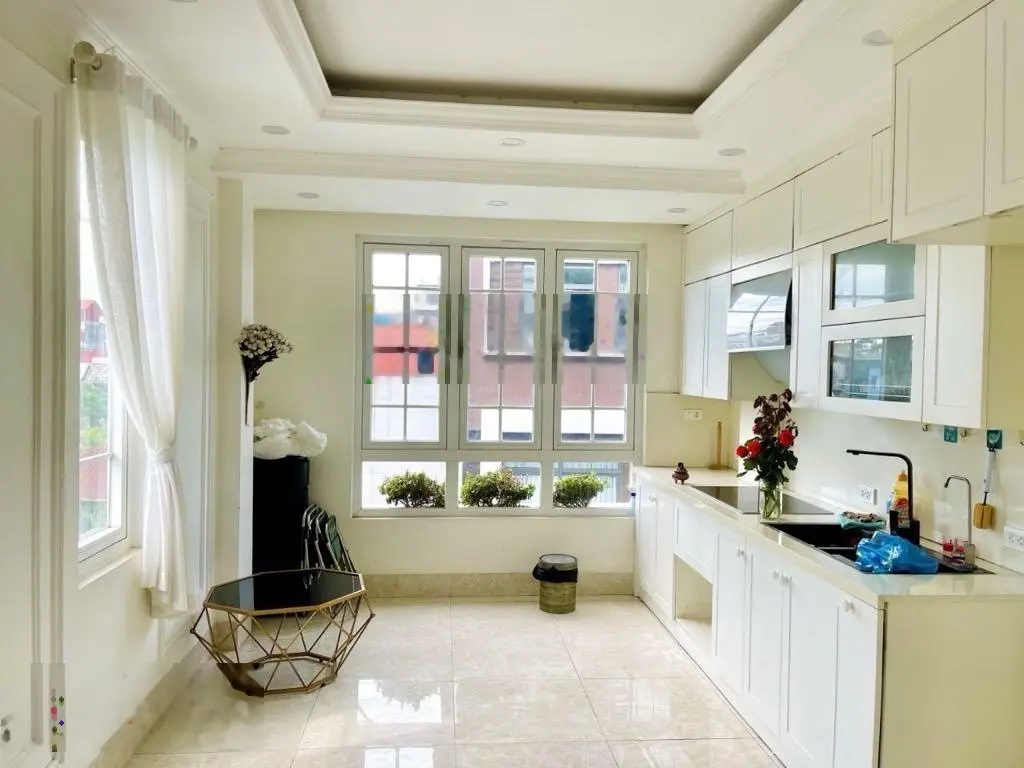 Bán nhà phố Chùa Bộc - nở hậu - kinh doanh - 38m2 - giá 7,2tỷ