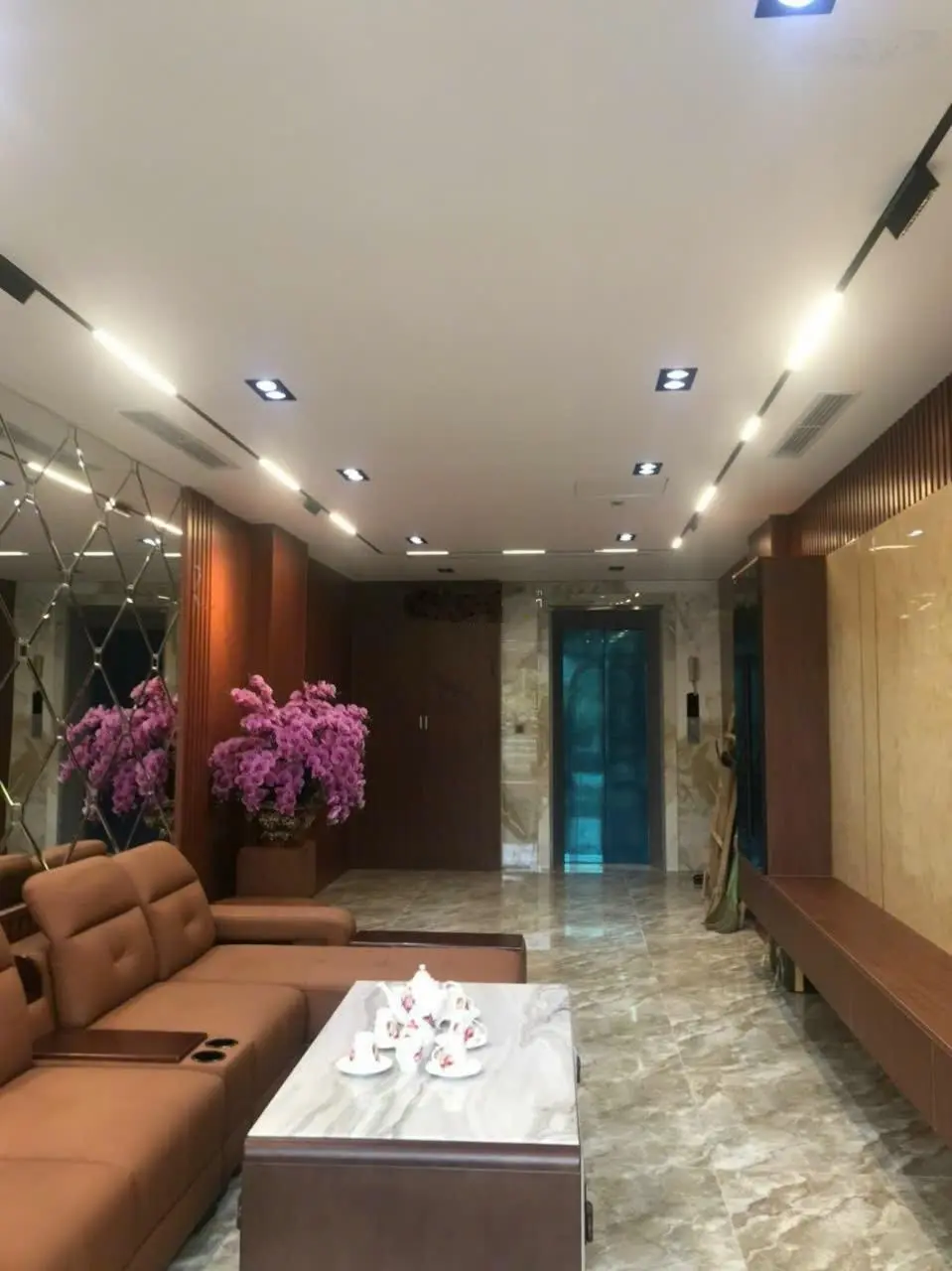 Bán nhà đẹp tại đường long biên 1, 15,4 tỷ vnd, 50m2