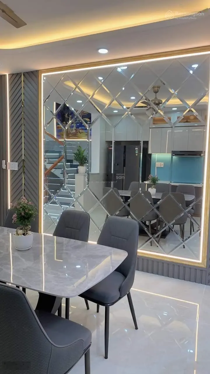Siêu phẩm 4 tầng, 52m2 (4.2x12.5 m), hẻm 7m, sân thượng, ban công, sổ hồng, Hiệp Bình Chánh, 6 tỷ