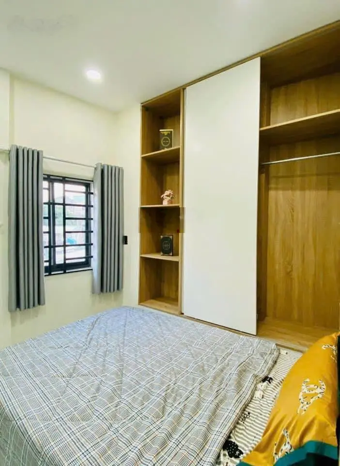 Gần etown cộng hoà 4 x 16m - 4 tầng - chỉ hơn 14 tỷ