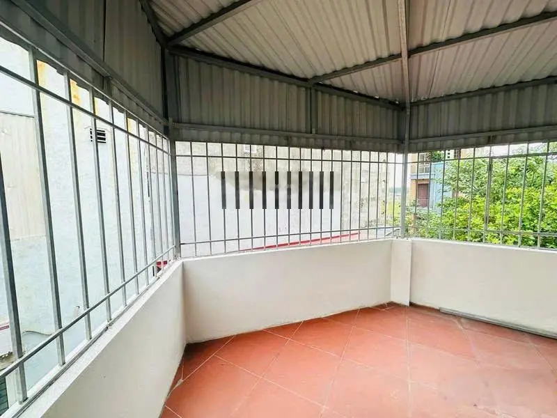 Bán gấp - nhà mới Thạch Bàn ô tô đỗ cửa 70 m2 4 tầng 8,2 tỷ