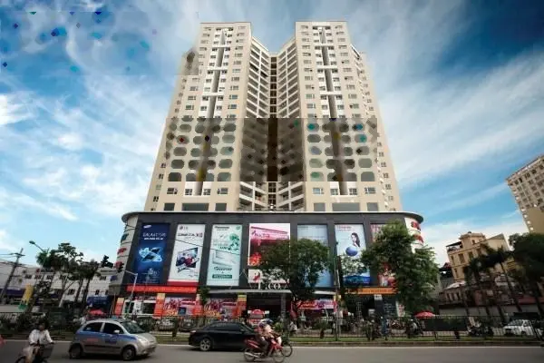 Bán nhanh 3n2vs tầng trung ban công Đông Nam tại 173 Xuân Thủy,dt 110m2, full đồ đẹp LH: 0906 241 ***