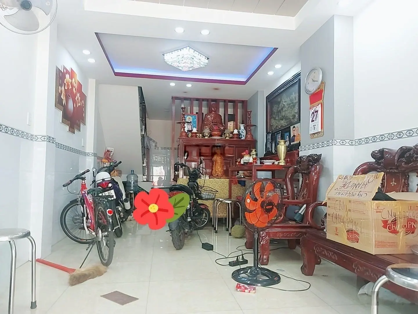 Gấp bán nhà Lê Trọng Tấn - hẻm ôtô quay đầu - 35m2 - nhà đẹp - không lỗi PT - KLG - chỉ 5.2 tỷ TL