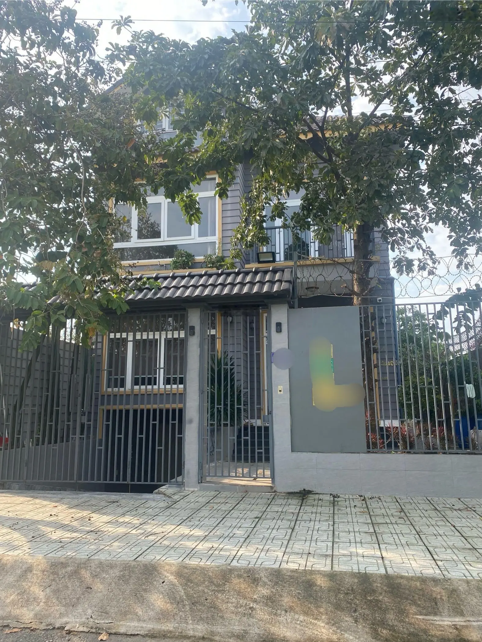 BIỆT THỰ ĐỐI DIỆN GLOBAL CITY NHỈNH 100tr/m, VỪA Ở VỪA ĐẦU TƯ BIỆT THỰ LIÊN PHƯỜNG, PHƯỚC LONG B