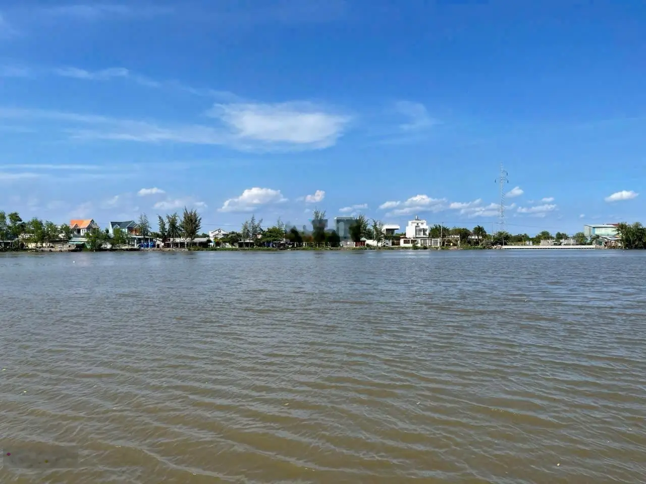 Chủ gửi bán nền đất xây biệt thự 420m2 thị trấn Cần Giuộc, view sông Cần Giuộc cực kì thoáng mát