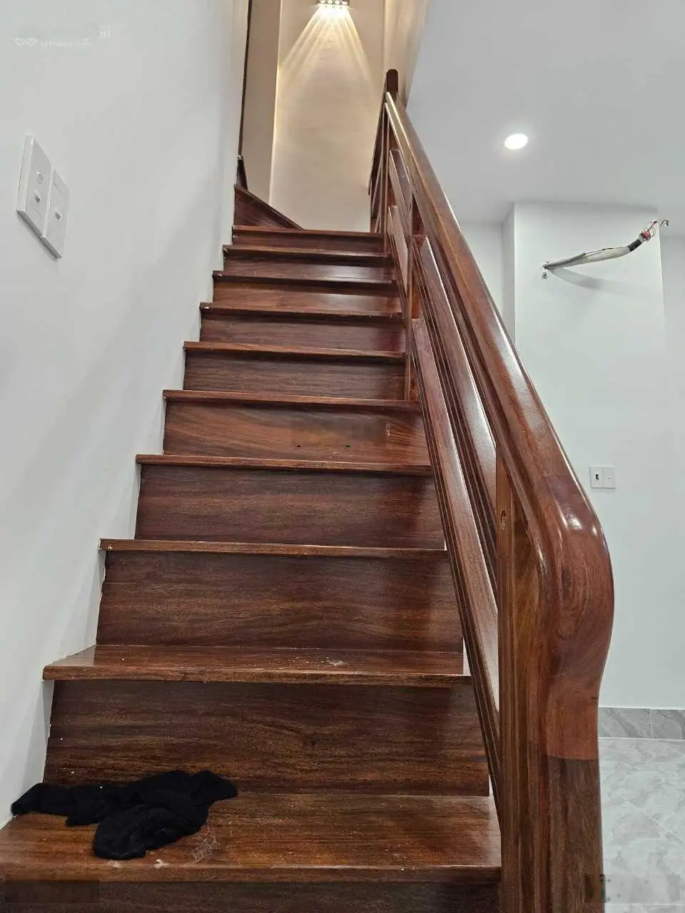 Bán nhà mặt tiền đường Lê Trọng Tấn, phường Tây Thạnh, Quận Tân Phú. 4,6m x 13,7m. Đúc 1 trệt 1 lầu