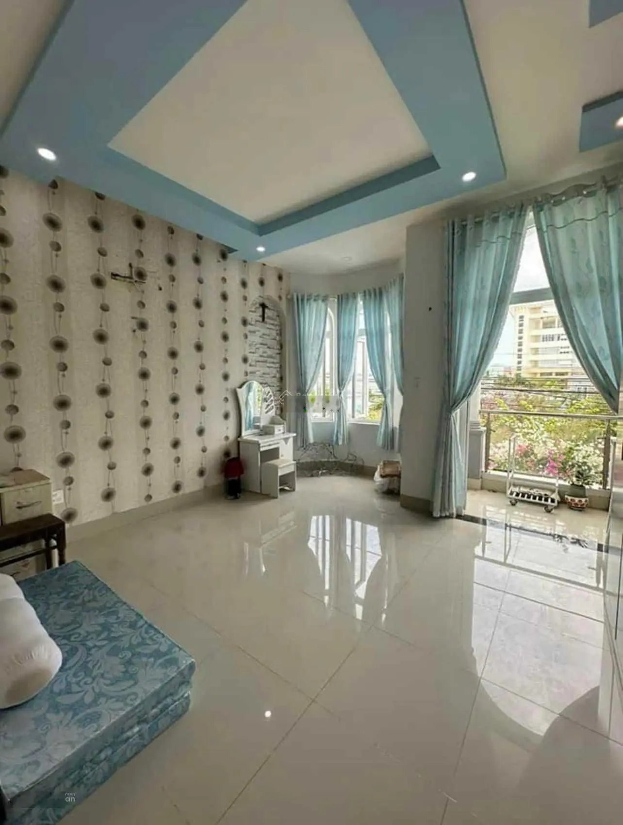 Chú Thảo cần tiền làm ăn bán nhà Đường Thái Phiên, P8, Q11. Giá 3,660 tỷ | DT 60,16m2 hẻm xe hơi
