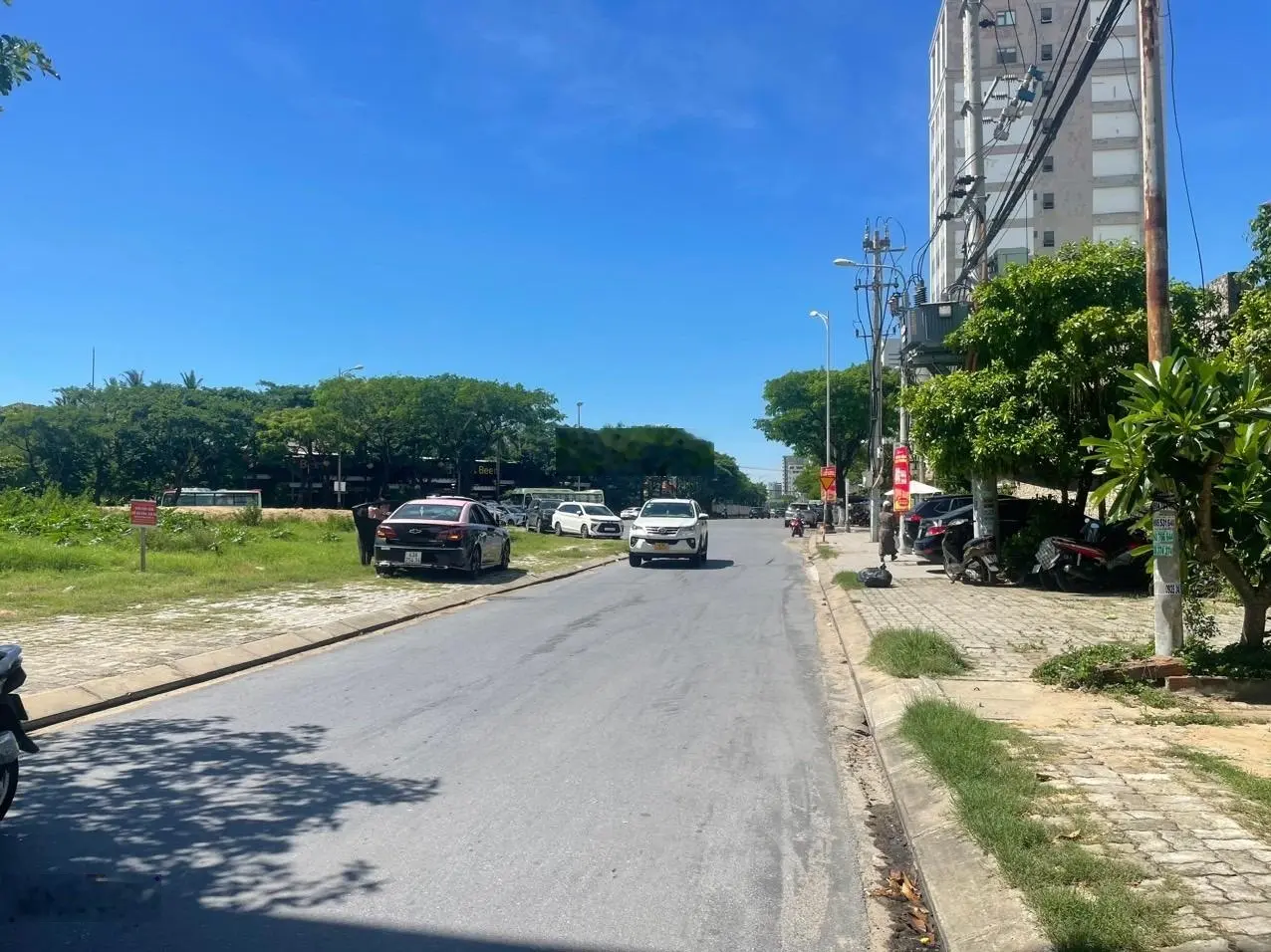 Hàng đẹp không có sản phẩm để so sánh, đất lô góc đường Mỹ Đa Đông 12, dt 190m2, giá chỉ 22 tỷ