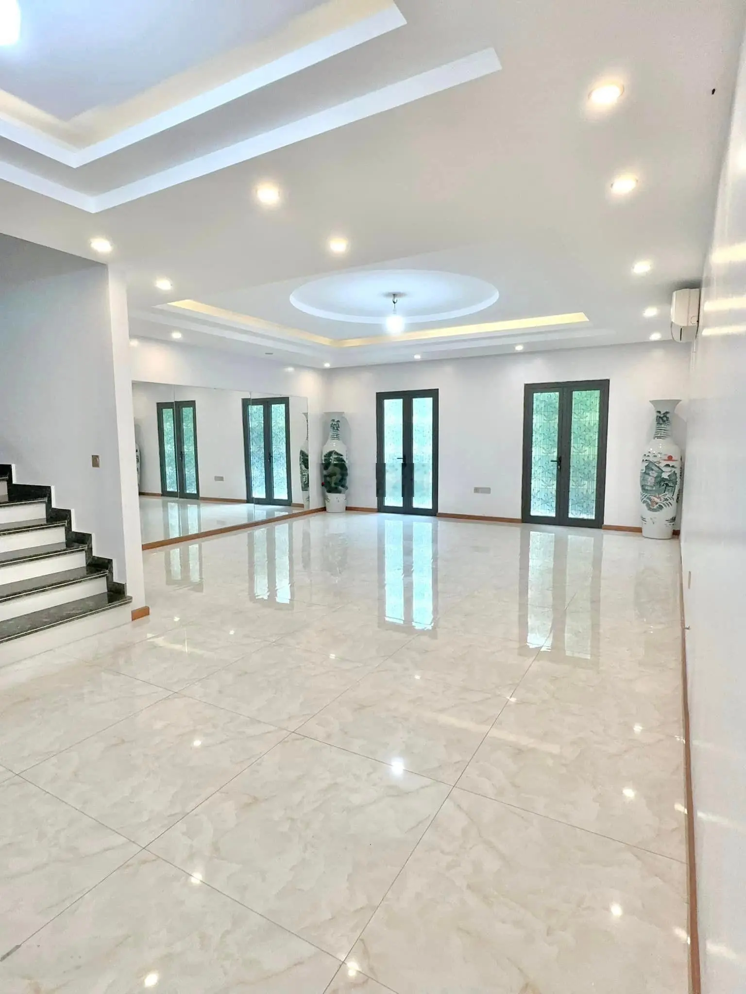 Chủ nhà cần tiền gấp