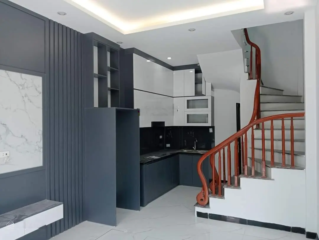 Nhà phố Tạ Quang Bửu, KD, ô tô đỗ 67m2