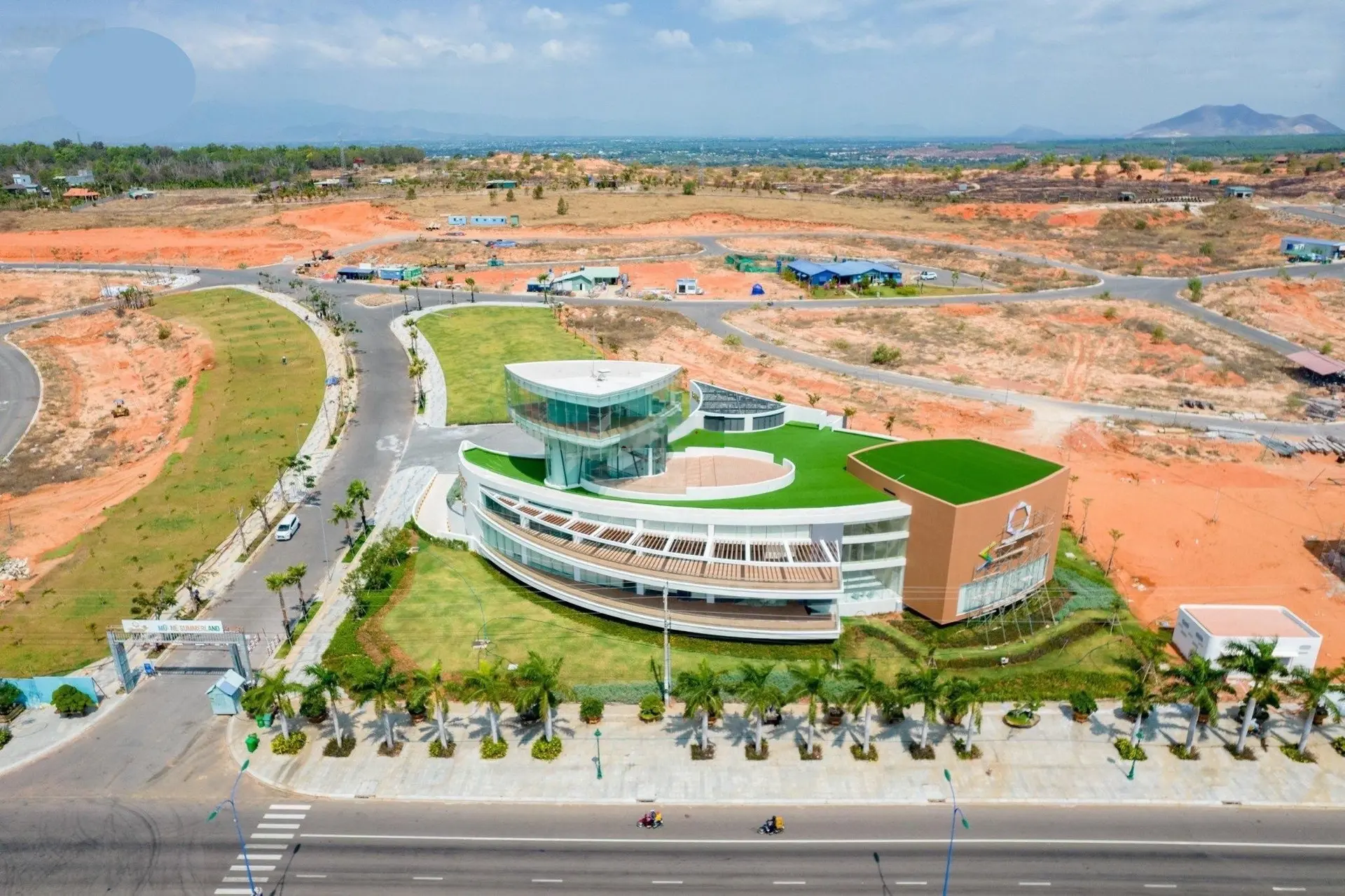 Cần bán nhà phố khu đô thị SummerLand - phường Phú Hài - TP Phan Thiết