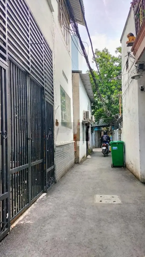 CẦN BÁN GẤP NHÀ 3 TẦNG, GẦN KDC HỒNG LONG, QL13 HBP, 64m2, CHỈ 4,65 TỶ