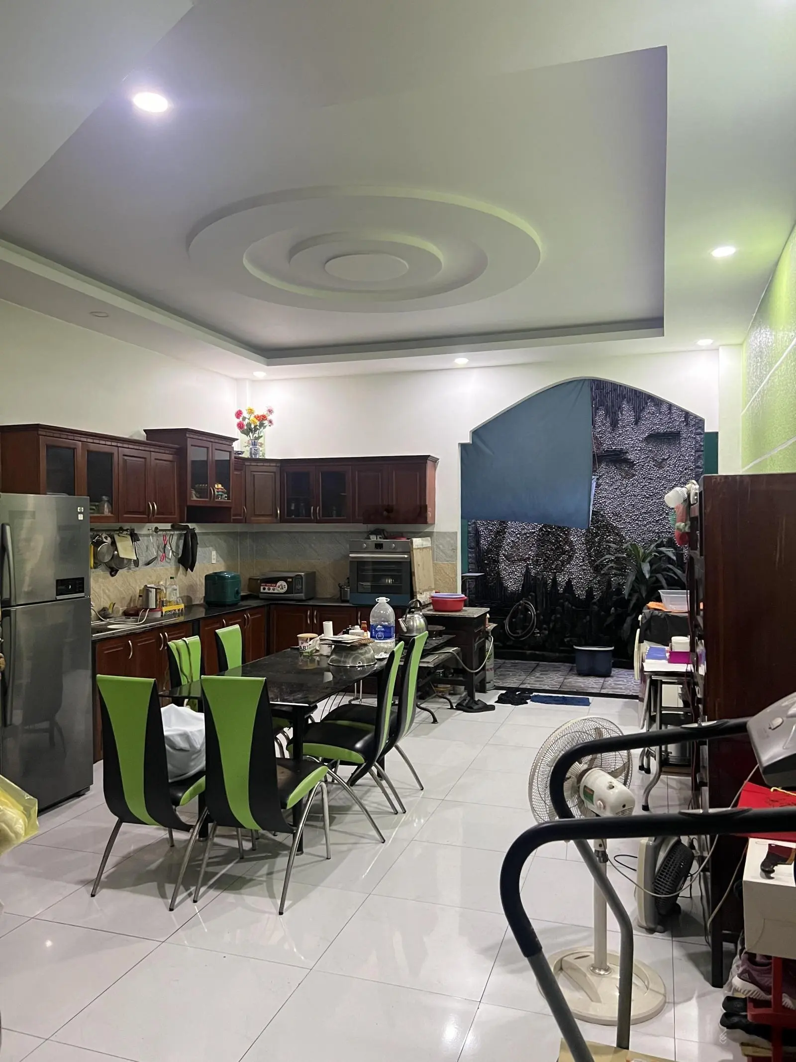 Tôi cần bán nhà đường L trung tâm hành chính Dĩ An - HCM
