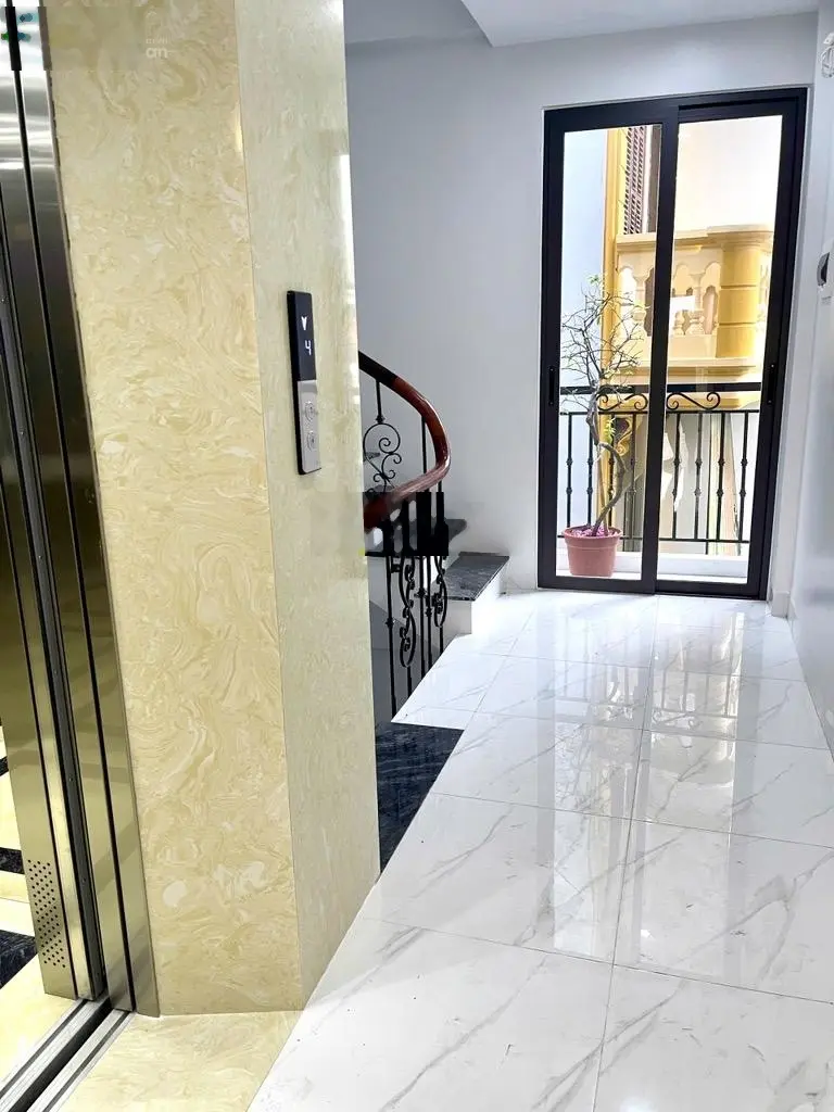 Bán nhà An Dương, Tây Hồ - vị trí siêu Vip - ô tô đỗ cửa ngày đêm