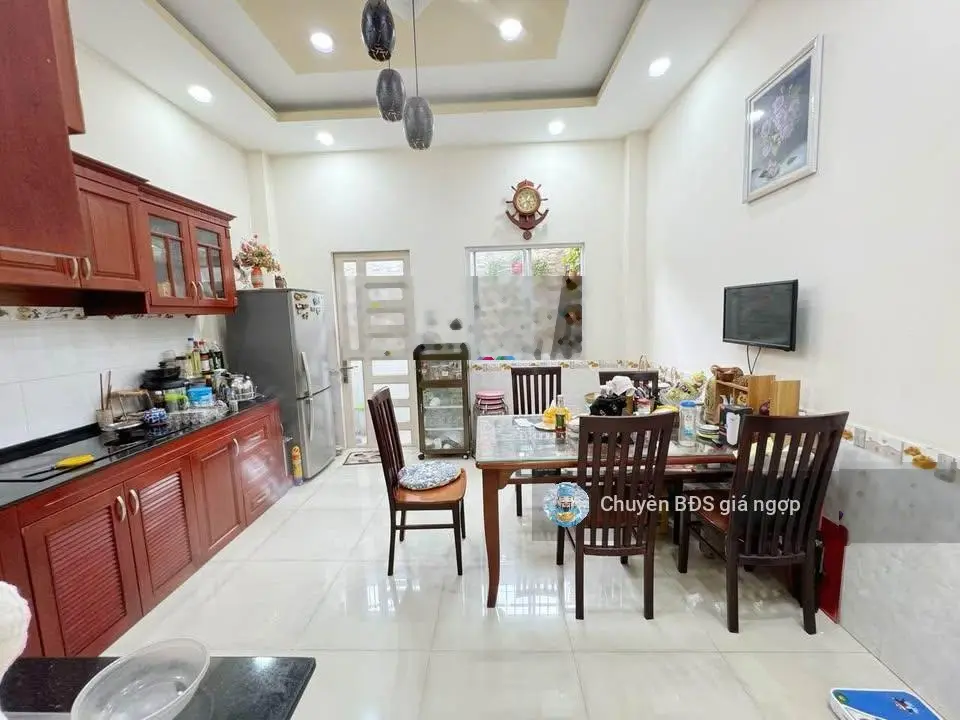 Nhà bán chính chủ đường dương quảng hàm - phường 5 - gò vấp. dt 68m2-shr giá 6,55 tỷ. lh 0764751240