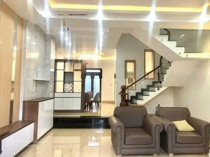 Bán nhà 4 tầng 6x21,5m2 ôtô ngủ trong nhà LINH TÂY, THỦ ĐỨC