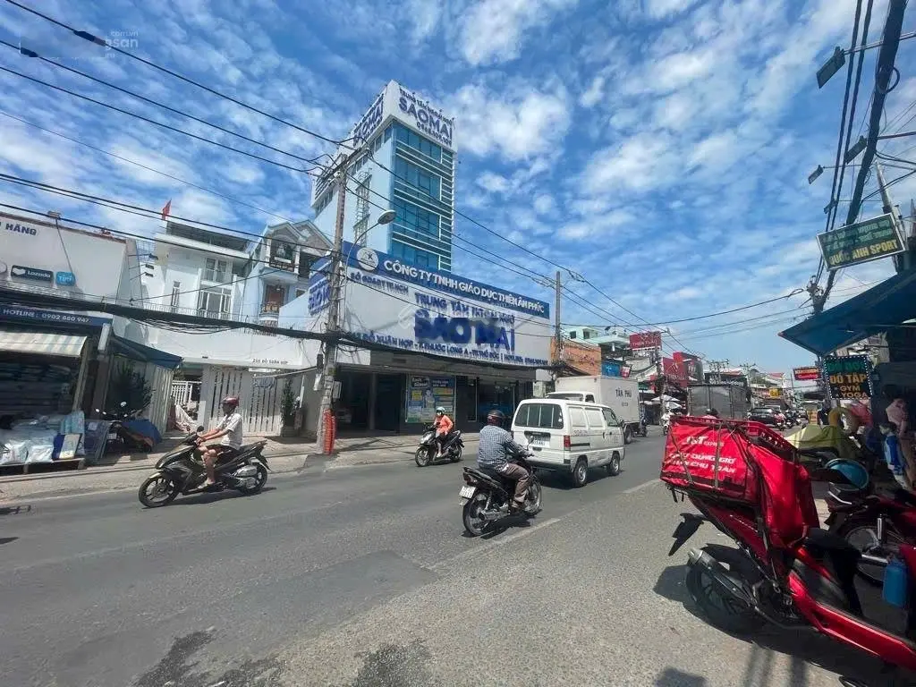 Bán nhà 3 tầng mặt tiền Đỗ Xuân Hợp khu vực sầm uất nhất Quận 9, 22 tỷ