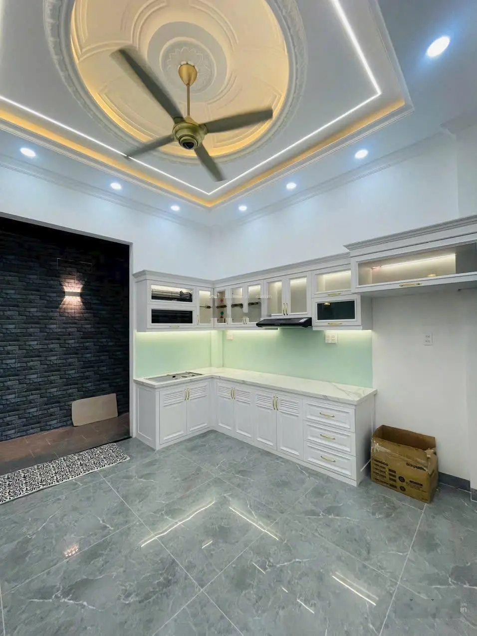 Nhà MTKD thông Gigamall và Vạn Phúc, 61m2, 3 tầng 4PN 5WC, nhỉnh 7 tỷ