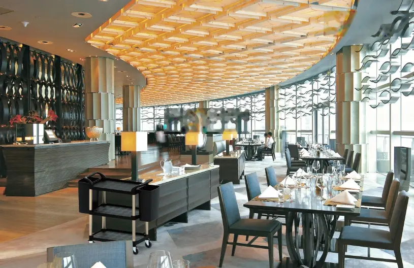 Bán lô đất 6000m2, có khách sạn 3 tầng 500m2 sàn. Trung tâm TP TH 