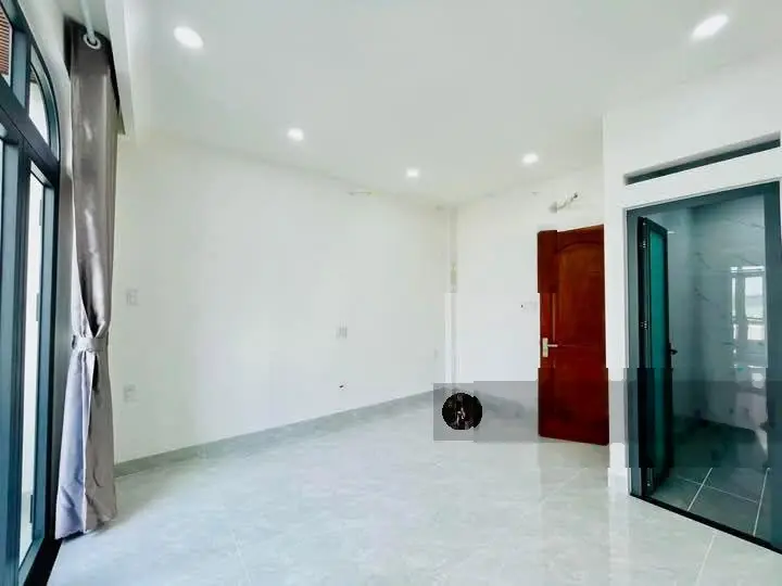 Gía cắt lỗ sâu chỉ 3 tỷ 2 ngay đường Ngô Quyền,Hiệp Phú,quận 9.Phía sau Vincom Plaza Lê Văn Việt.