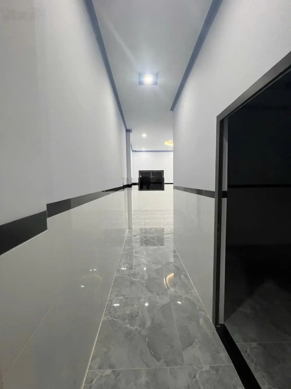 Chính chủ bán nhà đẹp ngay chợ Bình Chánh 1tỷ250/100m2 SHR cho vay 70%