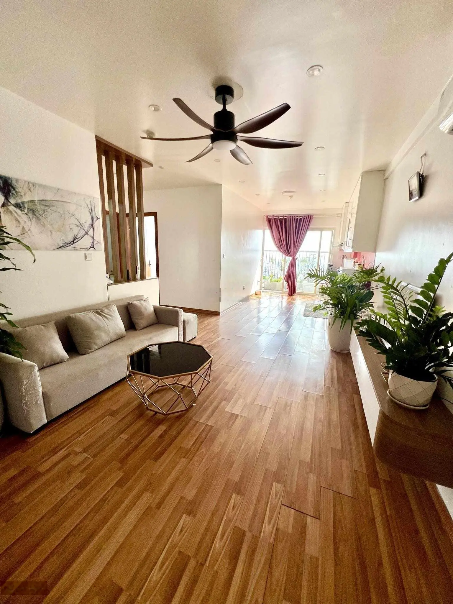 Gia đình ko ở đến bán nhanh căn 81m2 89 Phùng Hưng sđcc 3 ngủ 2 vệ sinh lô góc giá nhỉnh 4 tỷ