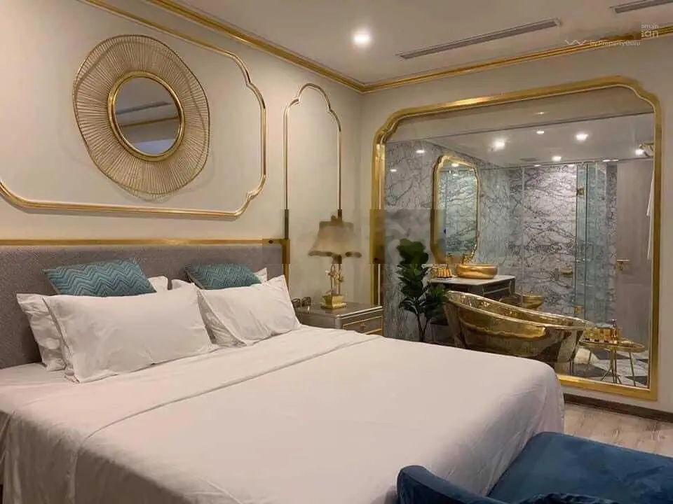 Chính chủ cần bán gấp căn hộ Hei Tower - Ngụy Như Kontum 81m2 2 ngủ nhỉnh 4 tỷ. LH: 0987 362 ***